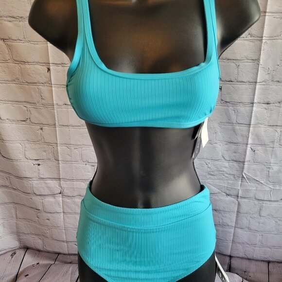 California Waves Juniors' Bralette Bikini Top & Bottom - Picture 1 of 7